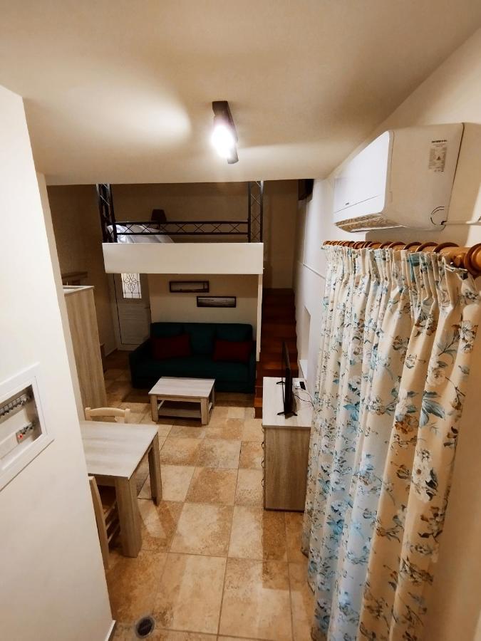 Frago'S House Apartment การิสโตส ภายนอก รูปภาพ