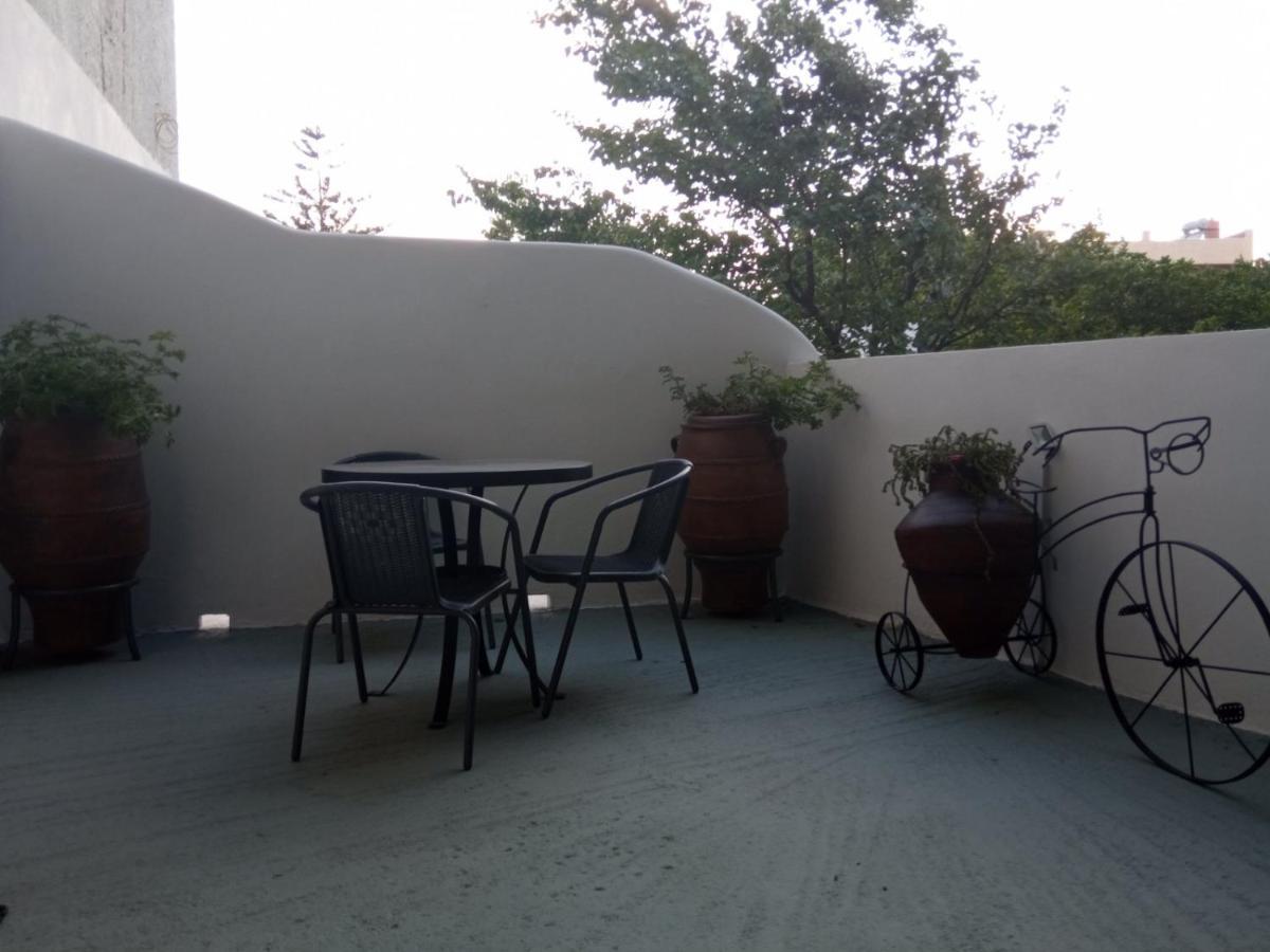 Frago'S House Apartment การิสโตส ภายนอก รูปภาพ