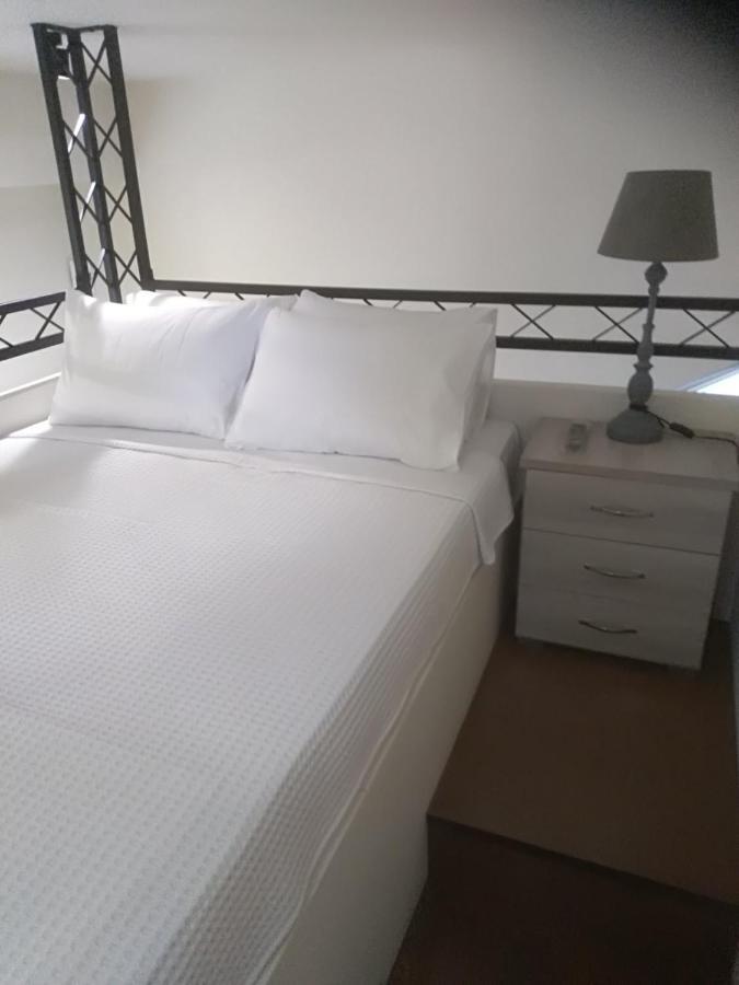 Frago'S House Apartment การิสโตส ภายนอก รูปภาพ